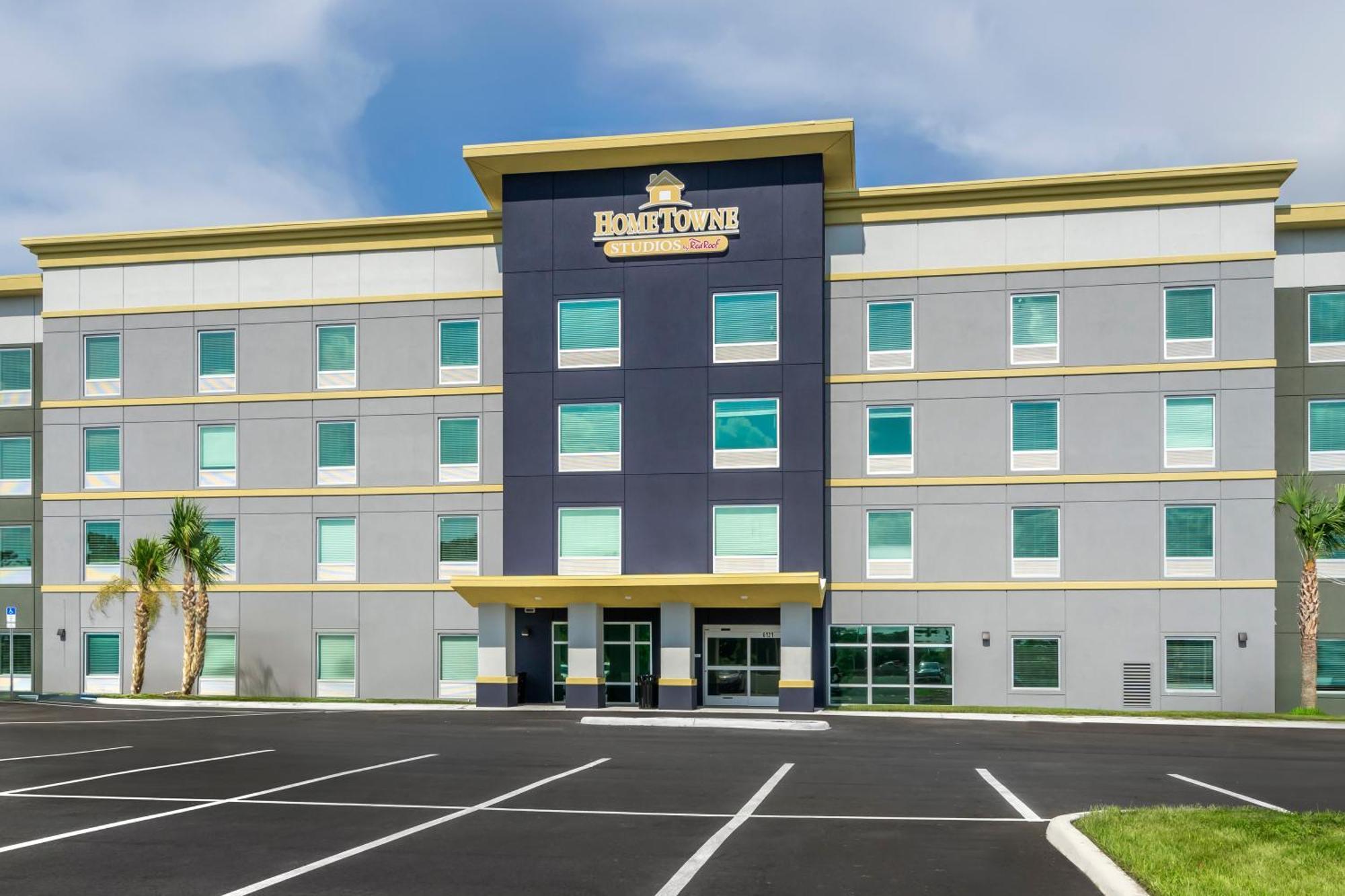 Hometowne Studios By Red Roof Tampa - Airport West Chase Ngoại thất bức ảnh